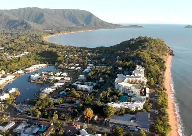 Captain Cook Highway coastline north of Cairns